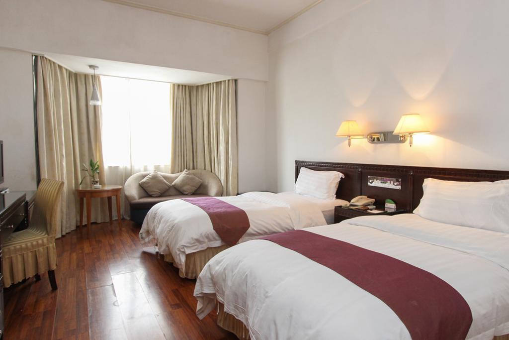 Guangzhou Zhuhai Special Economic Zone Hotel Room photo